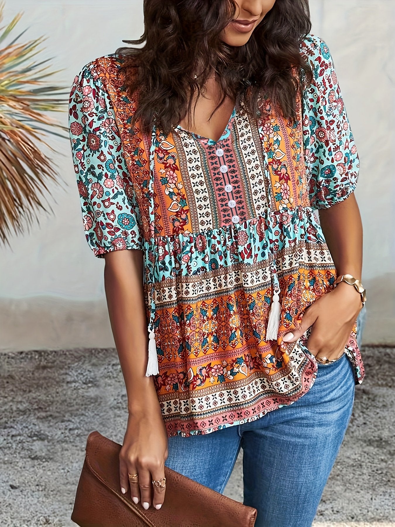 Floral Print Buttons V-Neck Top