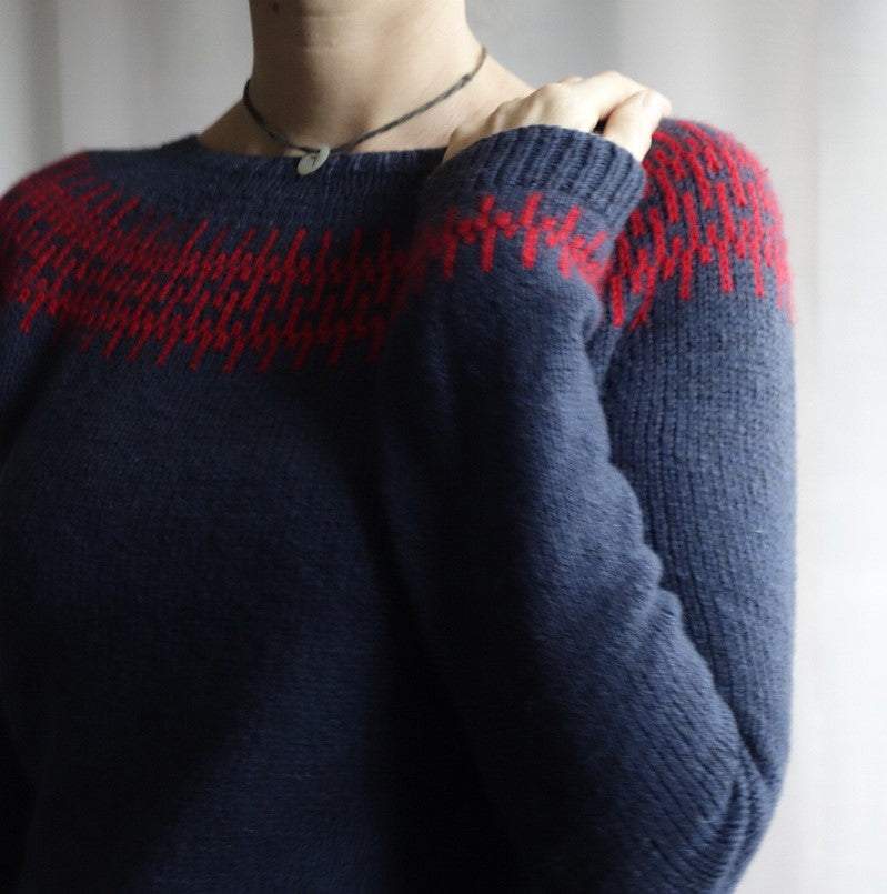 Modern Blue Round Neck Long Sleeve Sweater