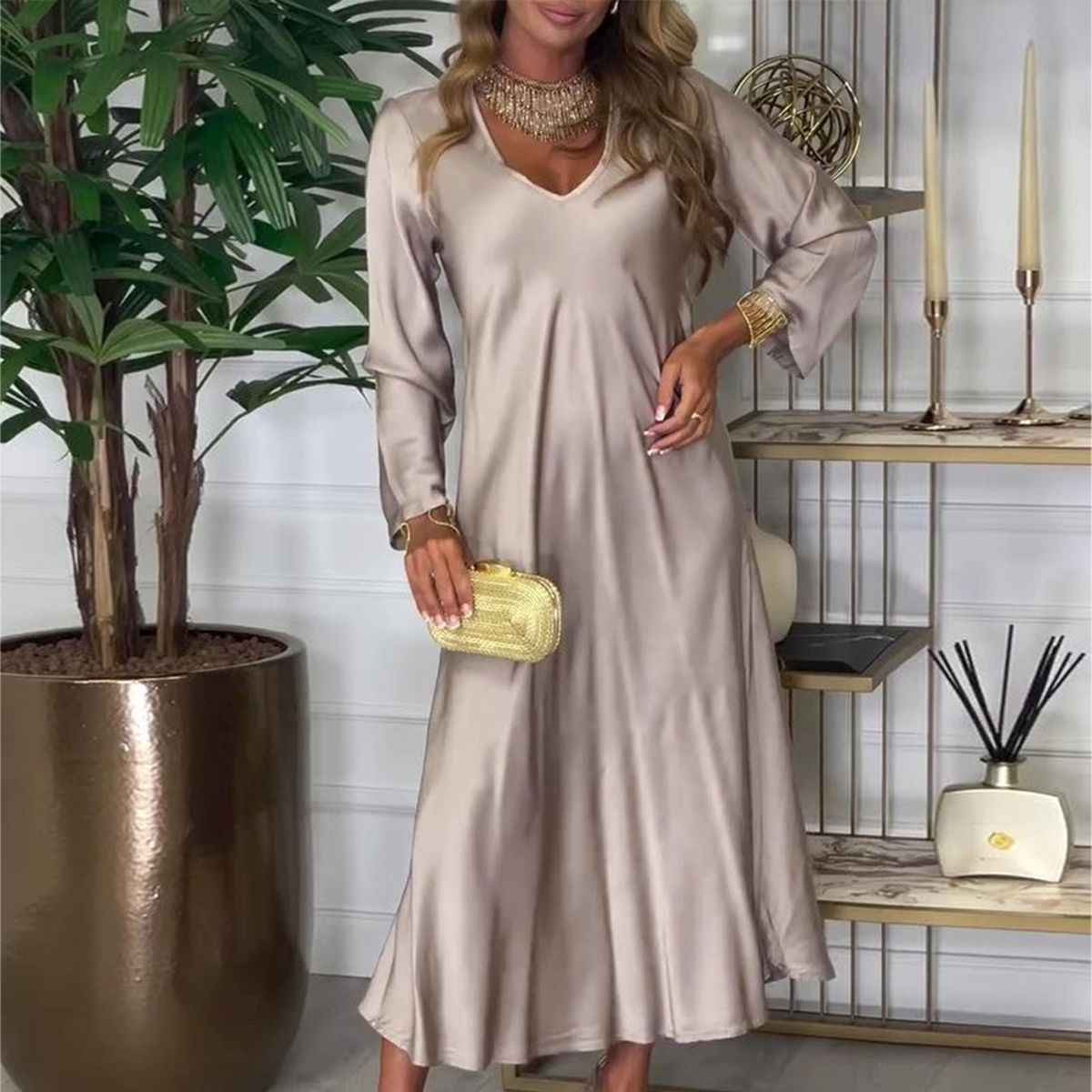 Chic Plain V-Neck Long Sleeve Maxi Dress