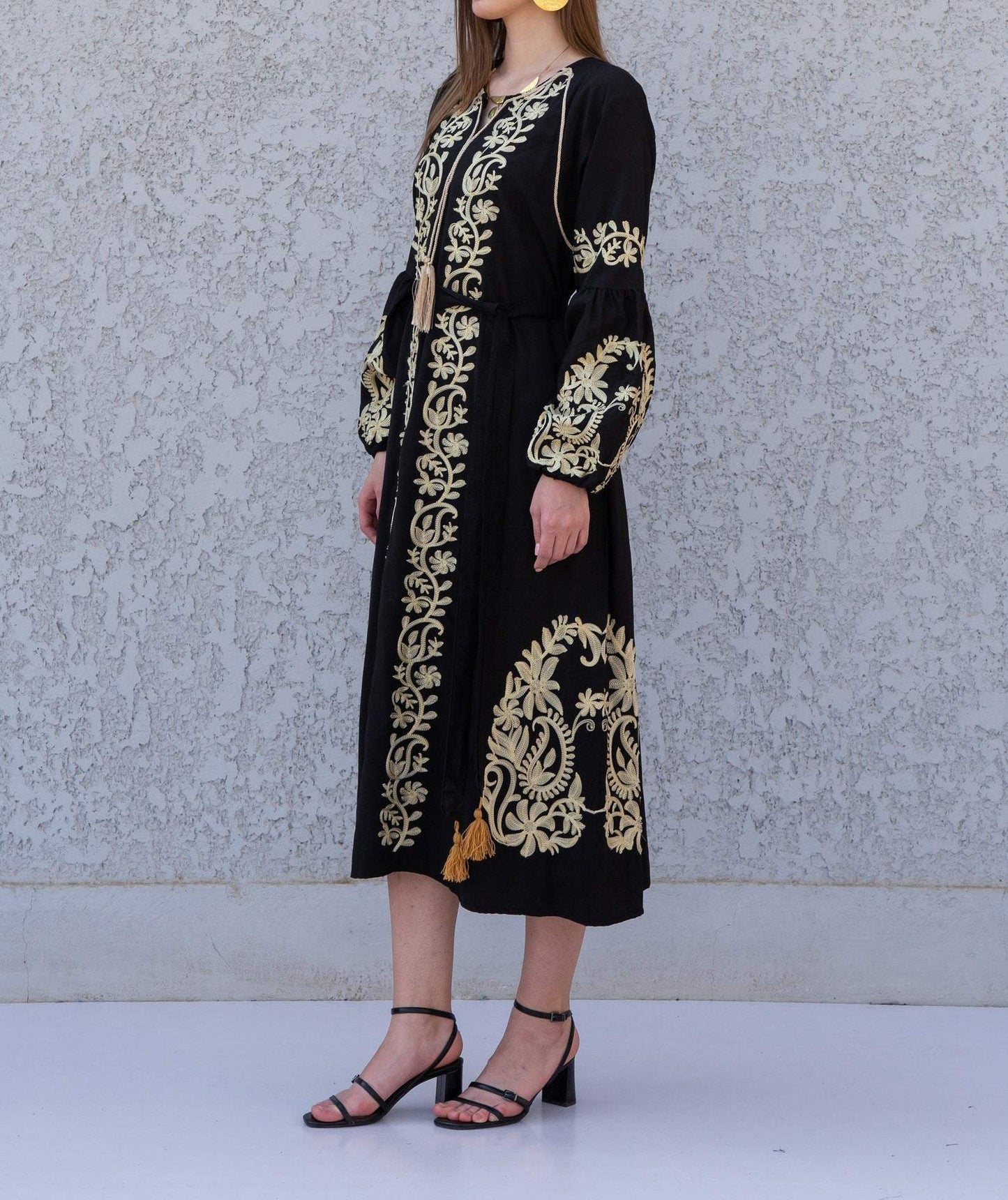 Vintage Notched Neck Long Sleeve Midi Dress