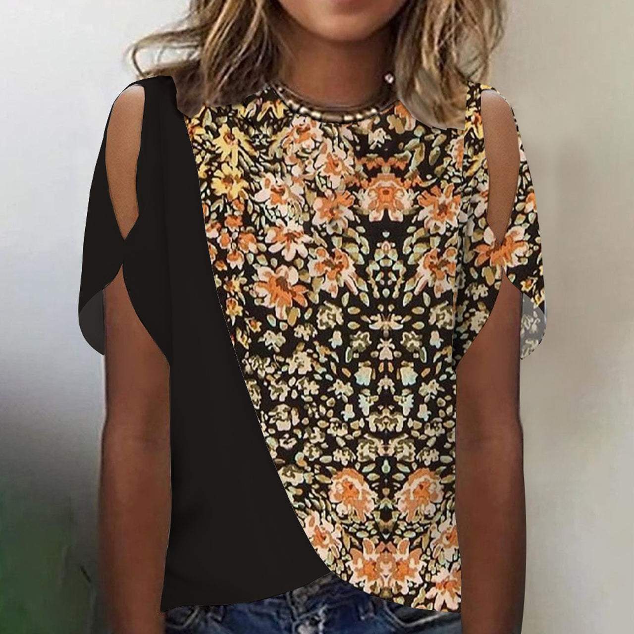 Groovy Floral Print Split Sleeve Top