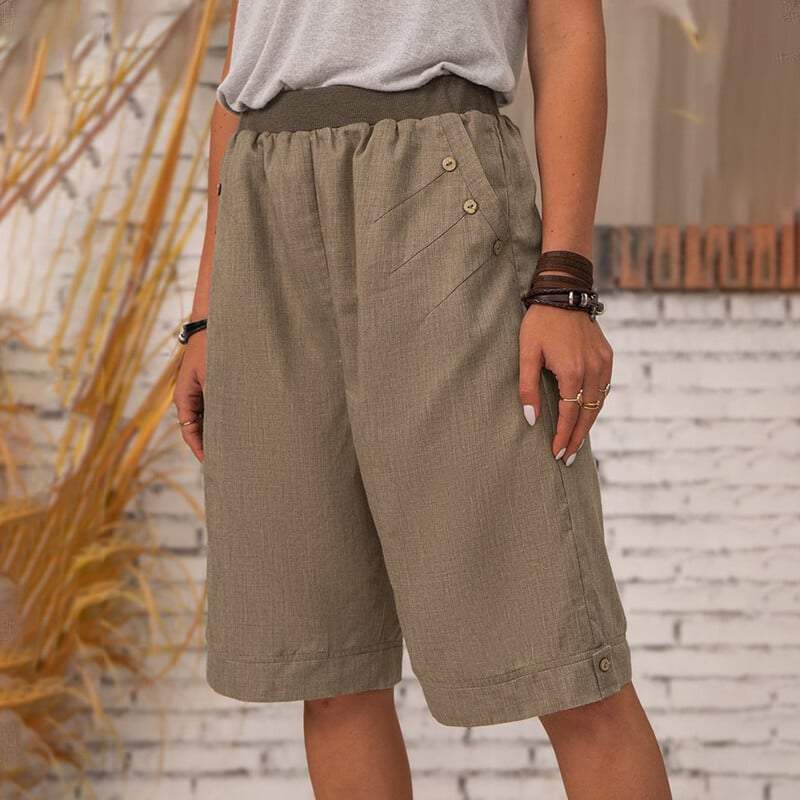 Bequeme braune Hose mit schlichten Seitentaschen 