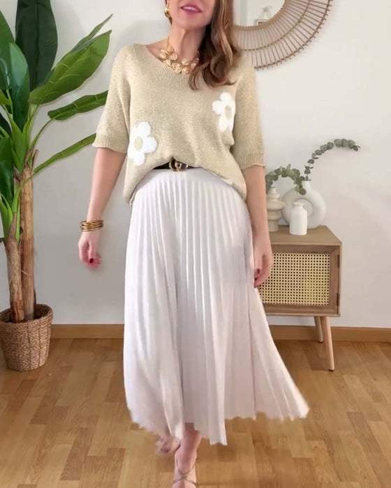 Solid color pleated skirt