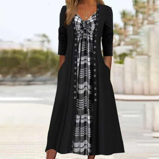 Groovy Black Side Pocket Midi Dress