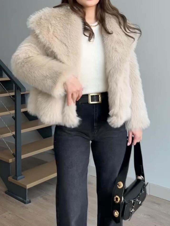 Short Faux Fur Coat With Large Lapels