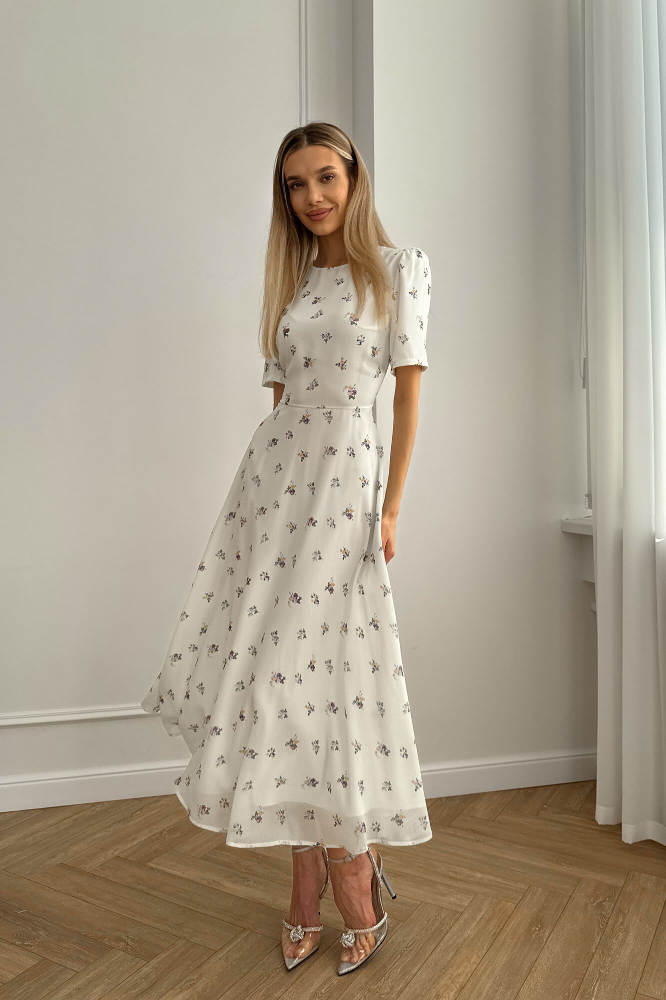 Round Neck Short Sleeve Floral Maxi Dress