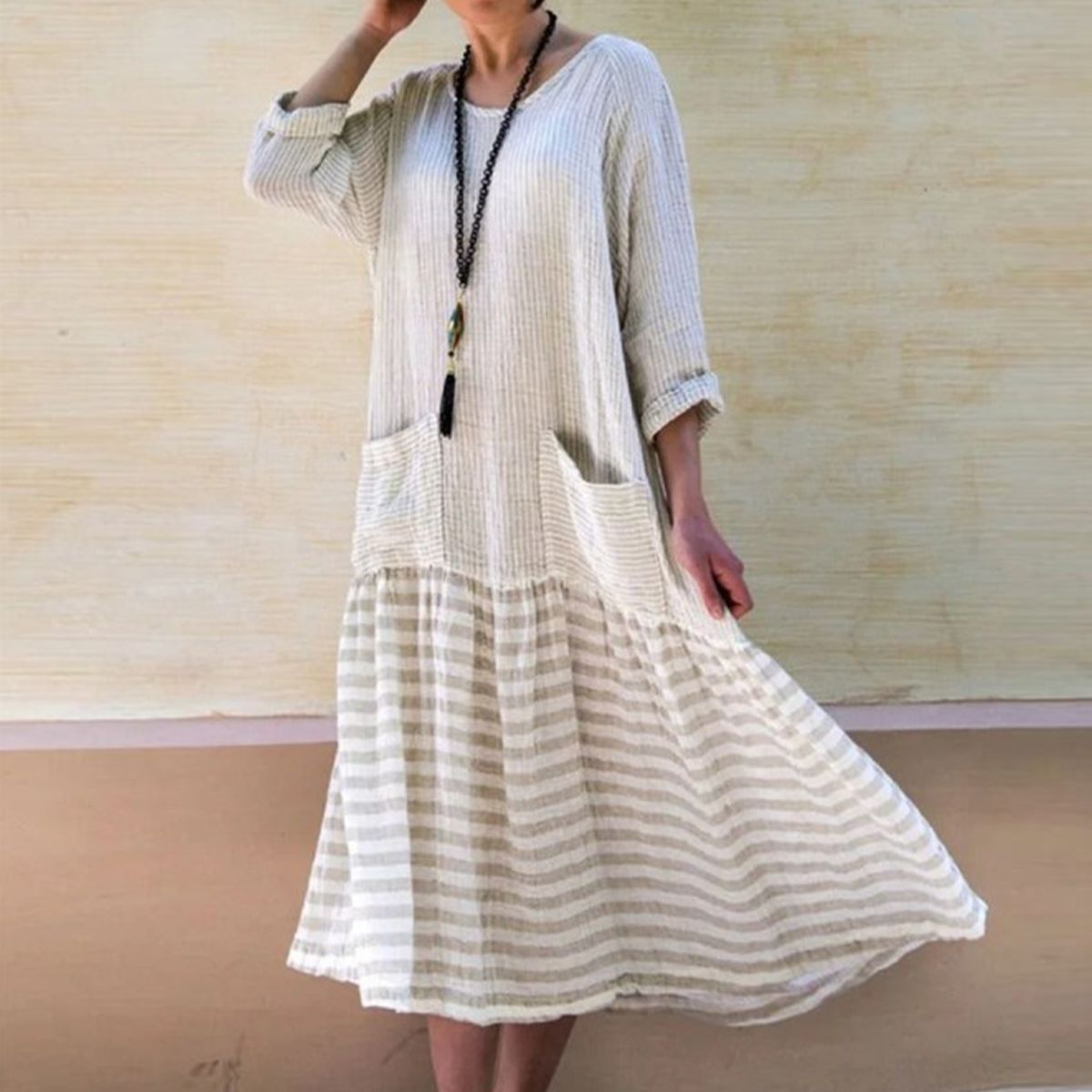 Casual Round Neck 3/4 Sleeve Midi Dress