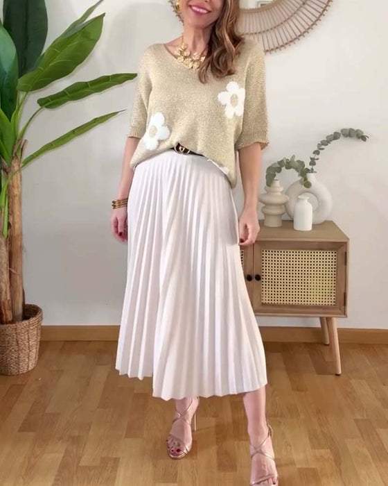 Solid color pleated skirt