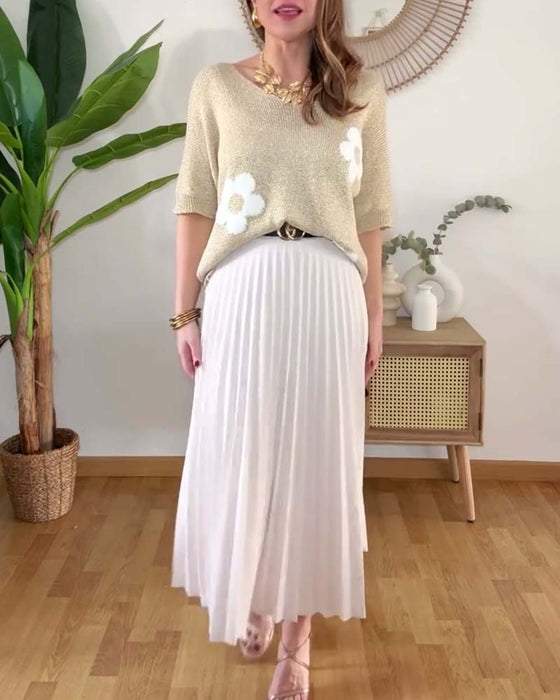 Solid color pleated skirt