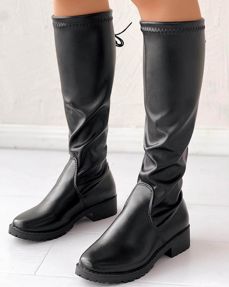 Stretch-Stiefel mit gerüschtem Muster, Schnürdetail auf der Rückseite und dickem Absatz 