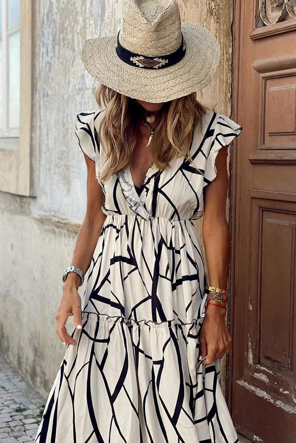 Trendy Sleeveless V-Neck Maxi Dress