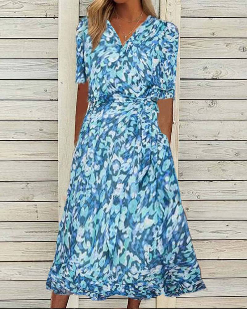 Blaues abstraktes Midi-Wickelkleid 