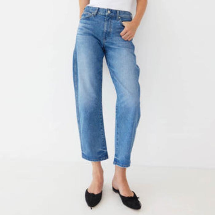 Solid Color Straight Casual Jeans