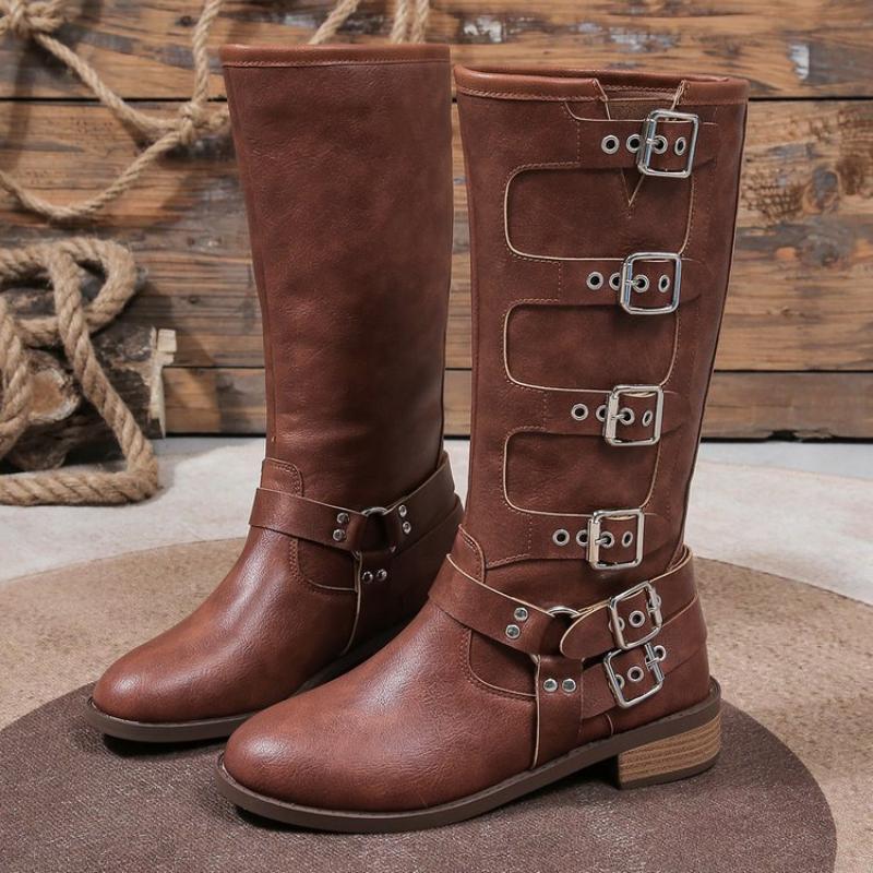 Braune Stiefel mit Vintage-Schnalle 