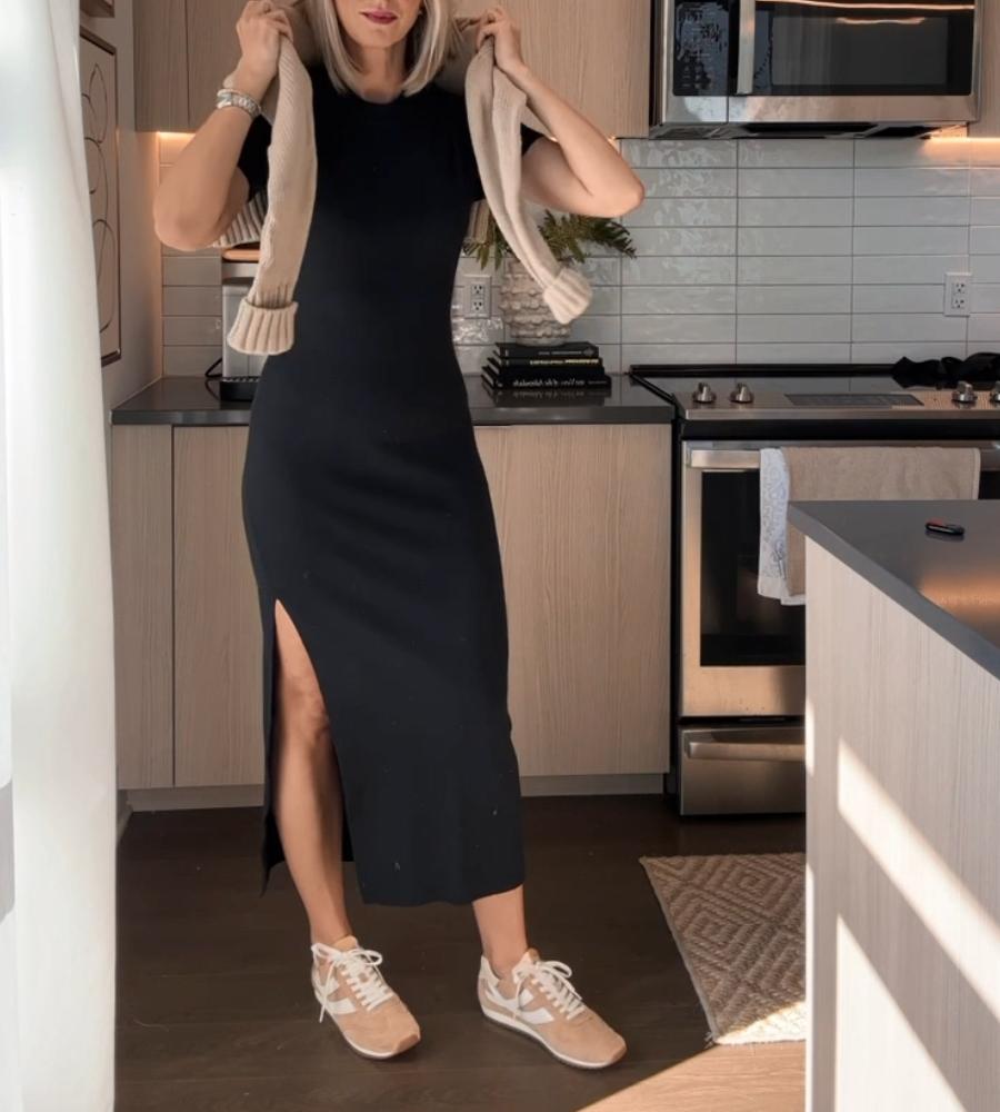 Trendy Black Round Neck Midi Dress