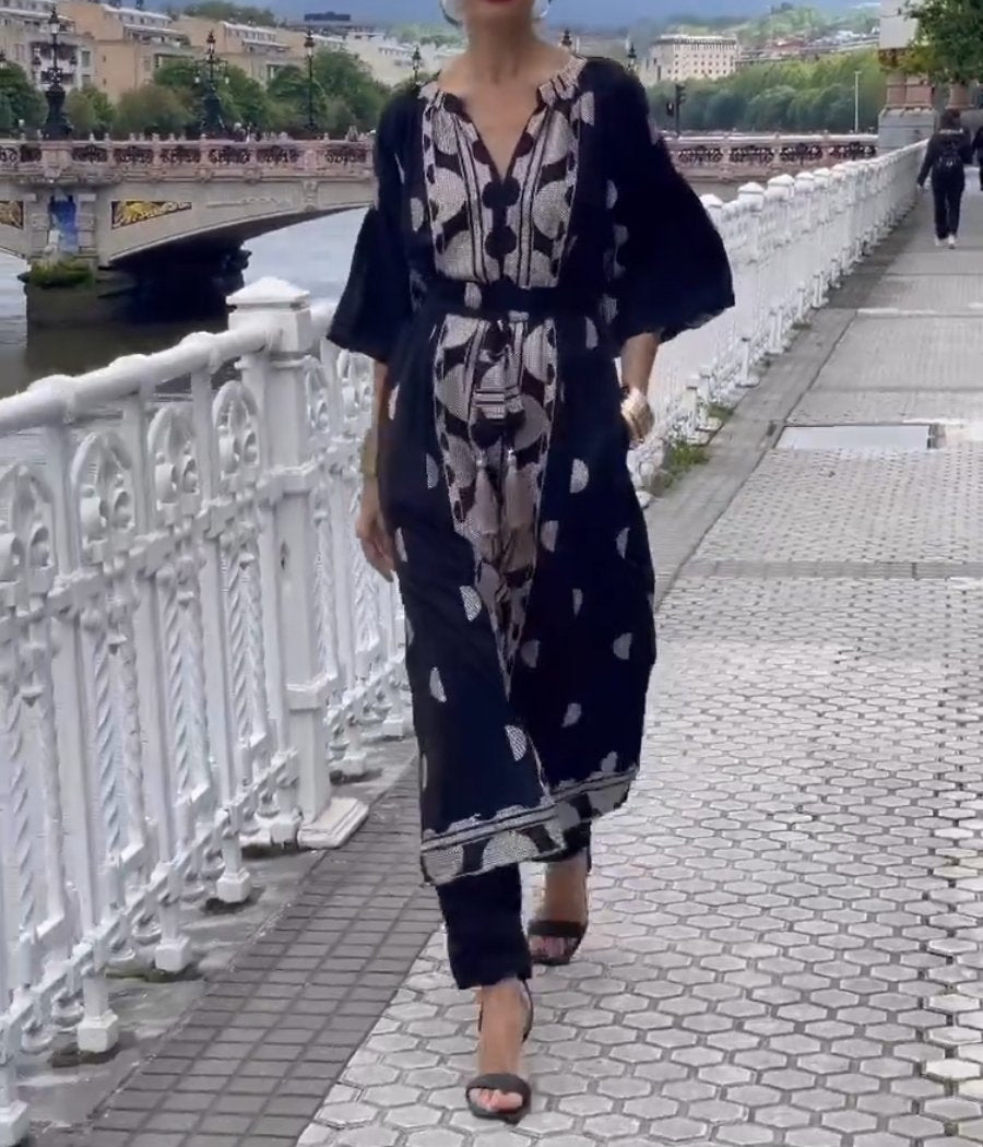 Popular V-Neck 3/4 Sleeve Maxi Dress